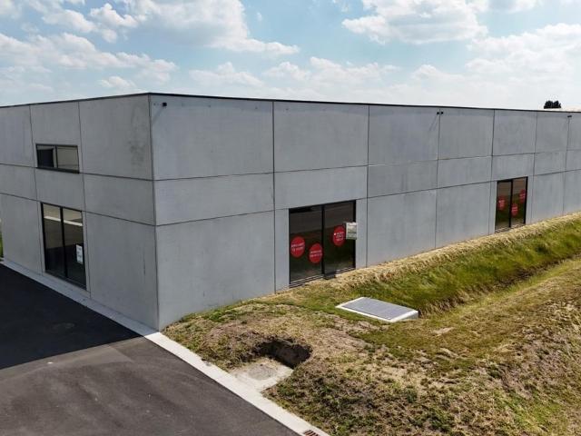 Local Commercial vente à Ichtegem, West-Vlaanderen