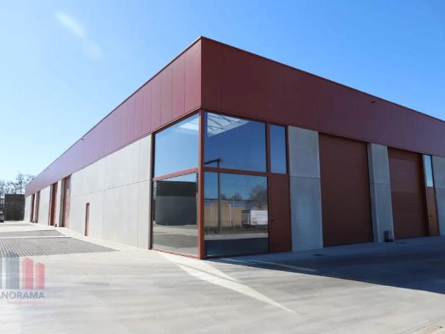 Local Commercial vente à Iseghem, West-Vlaanderen