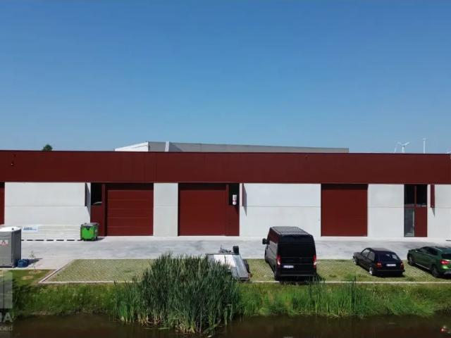 Local Commercial vente à Iseghem, West-Vlaanderen