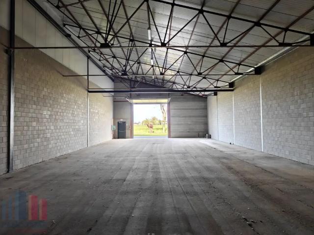 Local Commercial vente à Kortemark, West-Vlaanderen