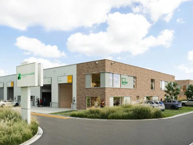Local Commercial vente à Marche, Wallonie