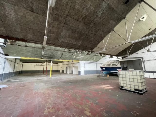Local Commercial vente à Charleroi, Wallonie