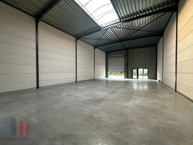 Local Commercial vente à Moorslede, West-Vlaanderen