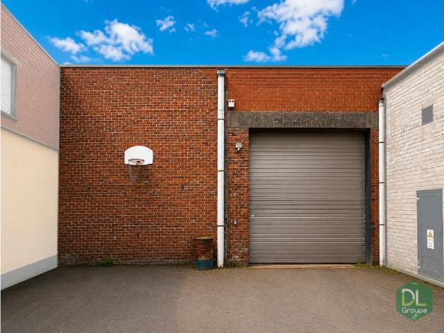 Local Commercial vente à Mouscron, Wallonie