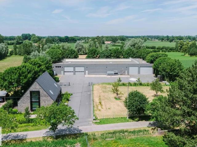 Local Commercial vente à Nazaret, Oost-Vlaanderen
