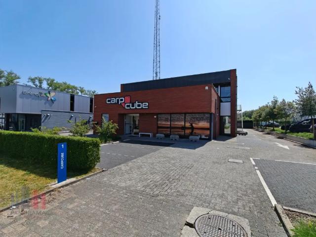 Local Commercial vente à Oostkamp, West-Vlaanderen
