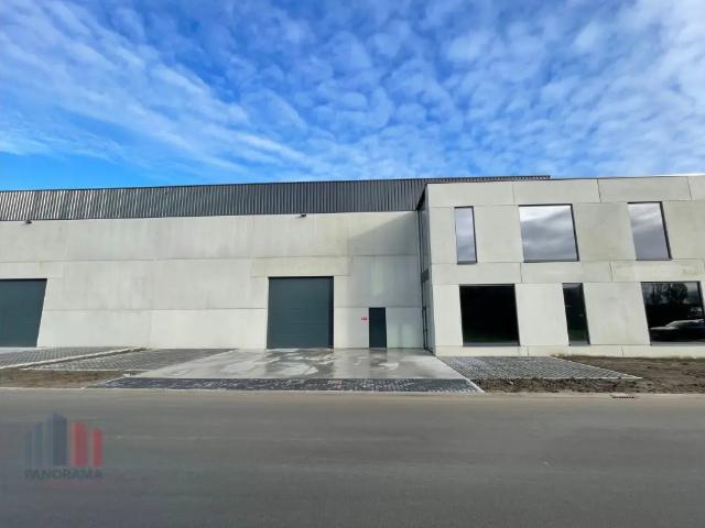 Local Commercial vente à Oostkamp, West-Vlaanderen