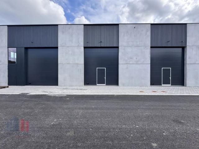Local Commercial vente à Pittem, West-Vlaanderen