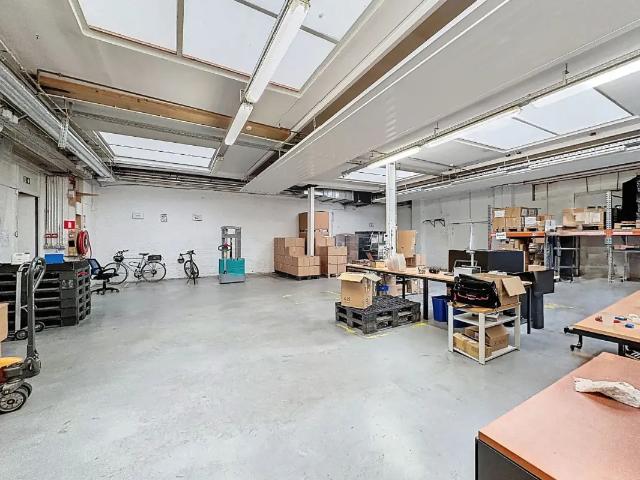 Local Commercial vente à Schaarbeek, Bruxelles