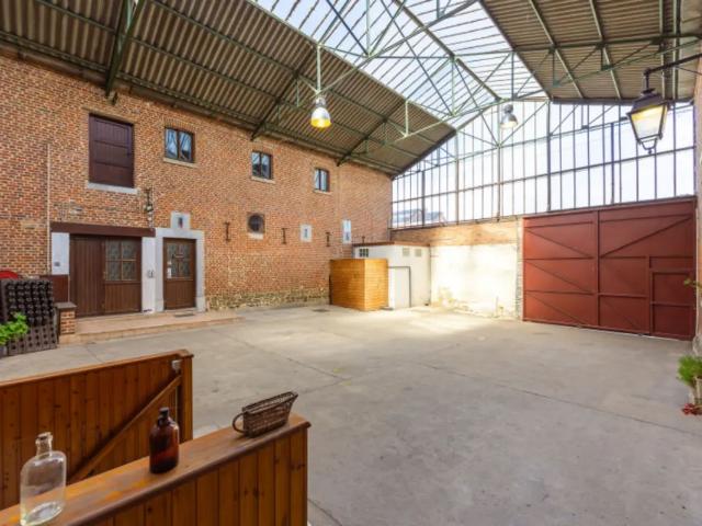Local Commercial vente à Wanze, Wallonie