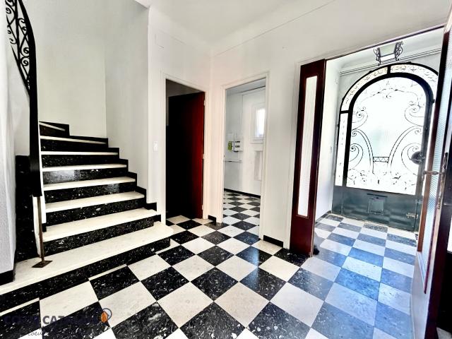Villa vente à Thuir, Pyrénées-Orientales