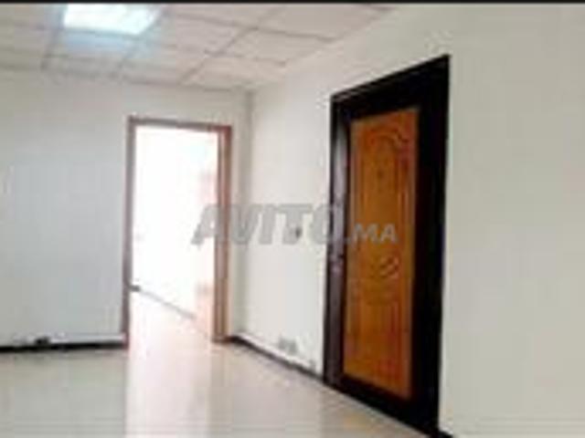 Bureau vente à Anfa, Gharb-Chrarda-Beni Hssen