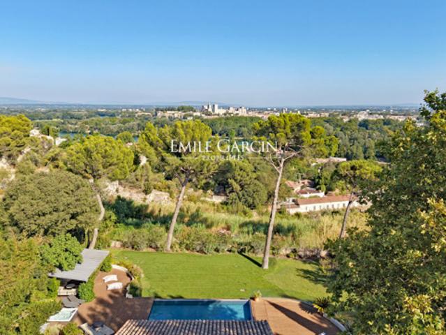 Maison vente à Villeneuve-lès-Avignon, Gard