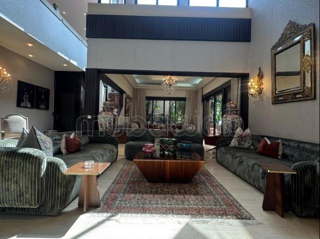 Villa vente à Anfa, Gharb-Chrarda-Beni Hssen