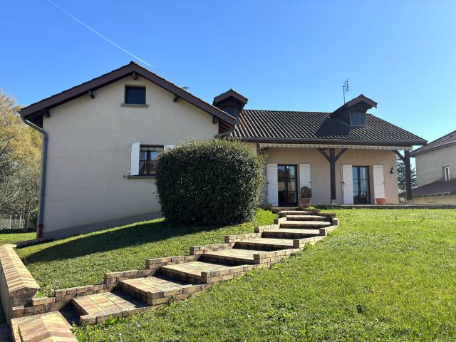 Villa vente à Bourg-en-Bresse, Bâgé-le-châtel