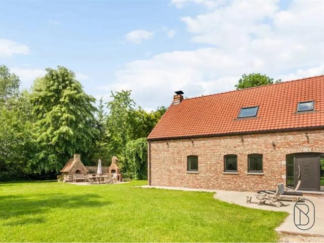 Chalet vente à Esquelmes, Wallonie