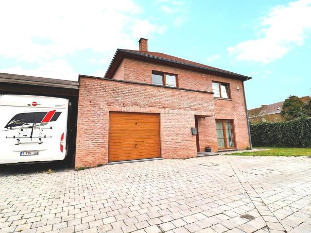 Chalet vente à Fontaine-l'évêque, Wallonie