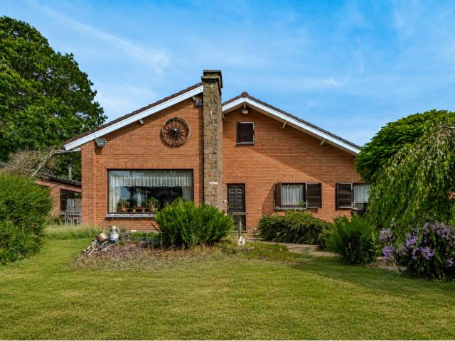 Chalet vente à Charleroi, Wallonie