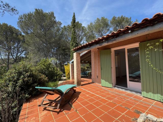 Maison vente à Aix-en-Provence, Châteauneuf-le-rouge