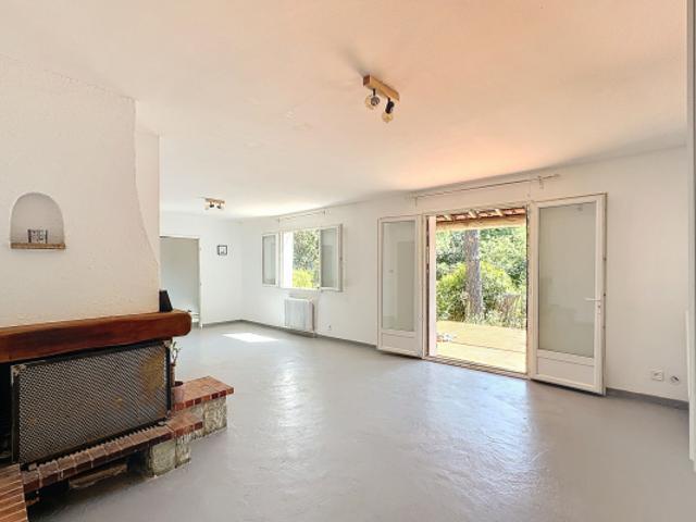Maison vente à Aix-en-Provence, Châteauneuf-le-rouge