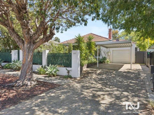 House for sale in Doubleview, City of Stirling