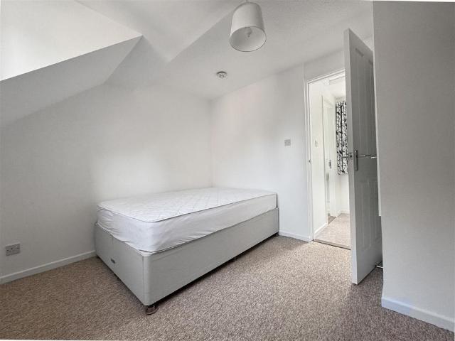 House for rent in Chesterton, Arbury