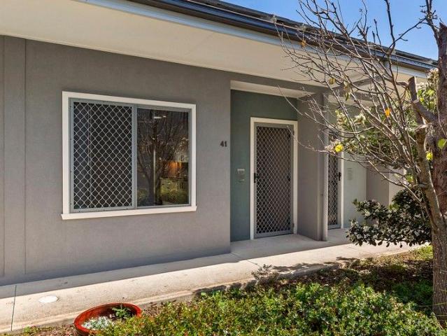 Villa for sale in Ambergate, New South Wales