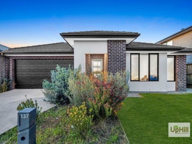 House for sale in Smiths Park Estate, Melbourne