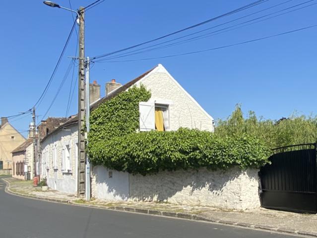 Maison vente à Fontainebleau, Bransles