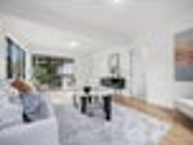 House for sale in Wairau Valley