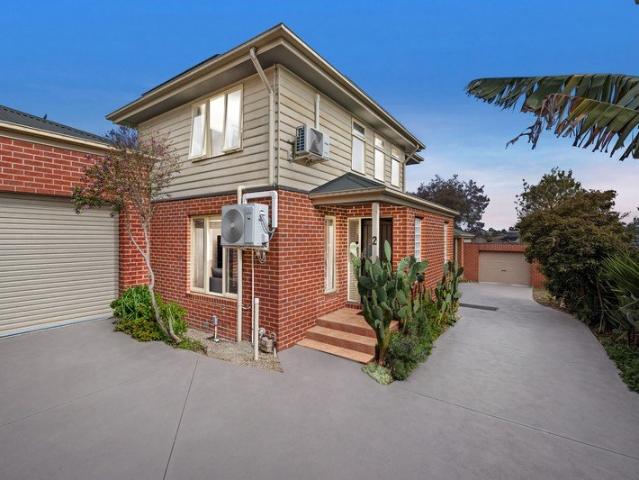 Townhouse for sale in Boronia, Melbourne