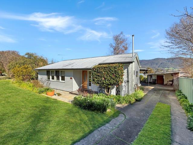 House for sale in Mount Beauty, Victoria