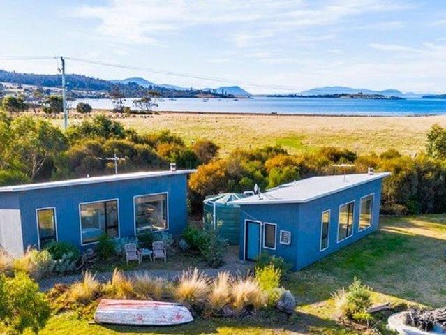 Apartment for sale in Dunalley, Sorell