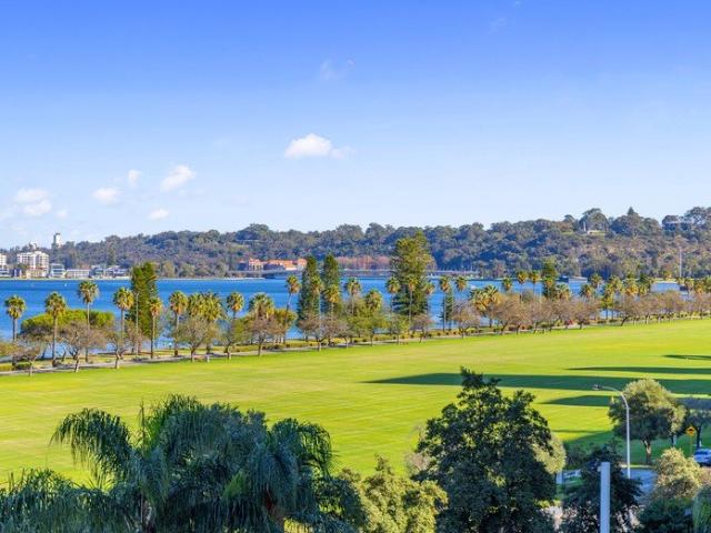 Apartment for sale in Cockburn, Western Australia