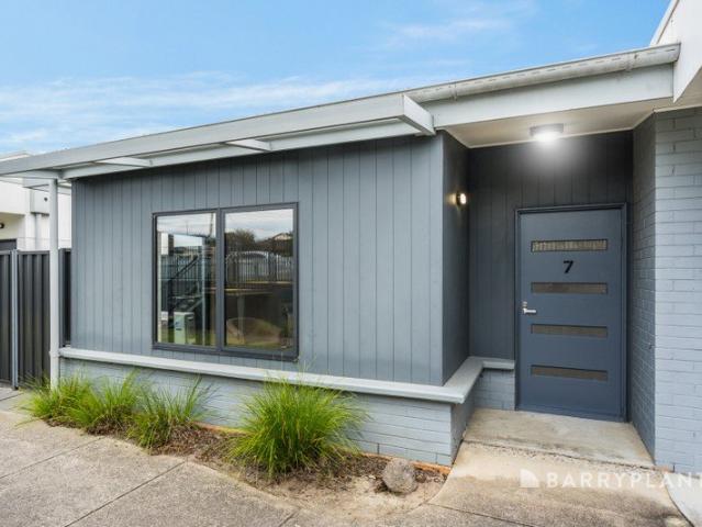 Apartment for sale in Belmont, Geelong
