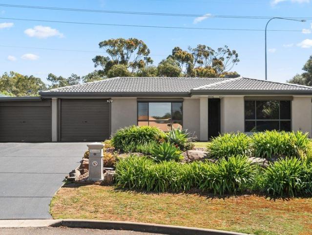 House for sale in Woodcroft, Adelaide