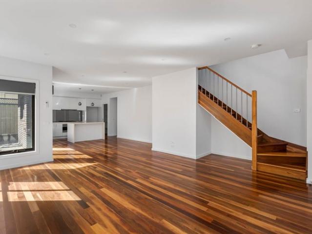 House for rent in Glenroy, Melbourne