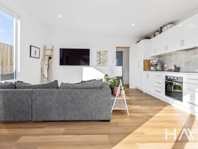 Granny Flat for rent in Launceston, Tasmania