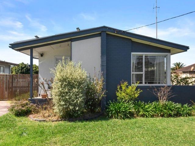 House for sale in Warilla, Shellharbour City Council
