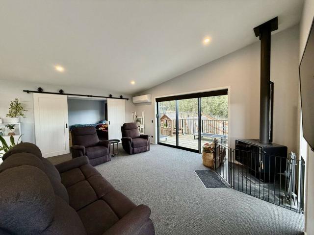 House for rent in Otakou