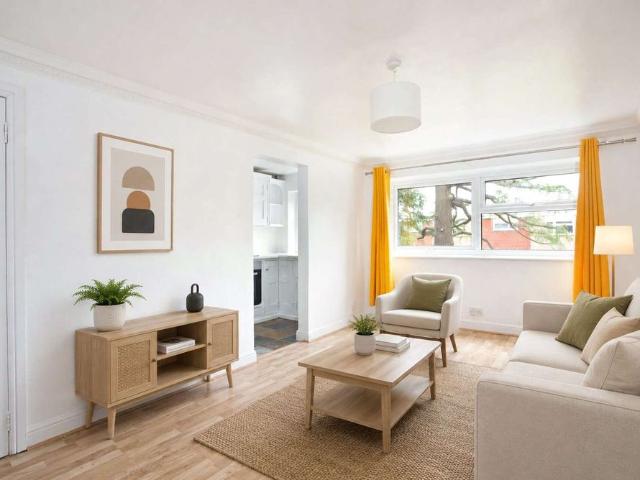 Apartment for rent in Hatching Green, Five Acres