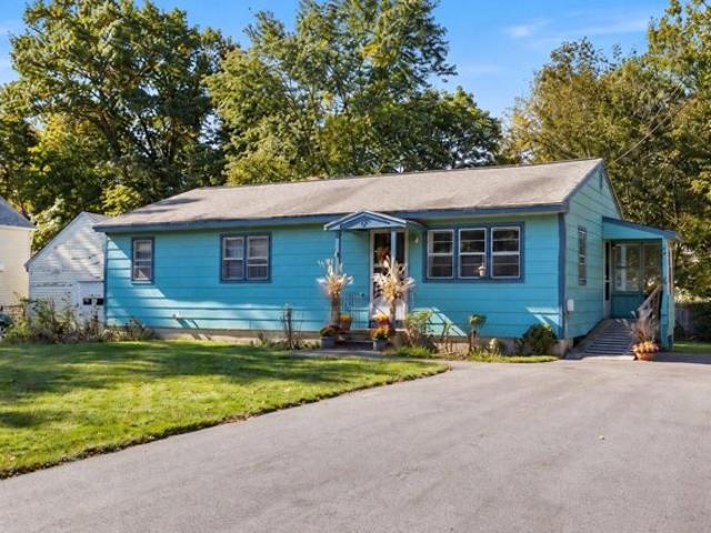House for sale in West End, Exeter