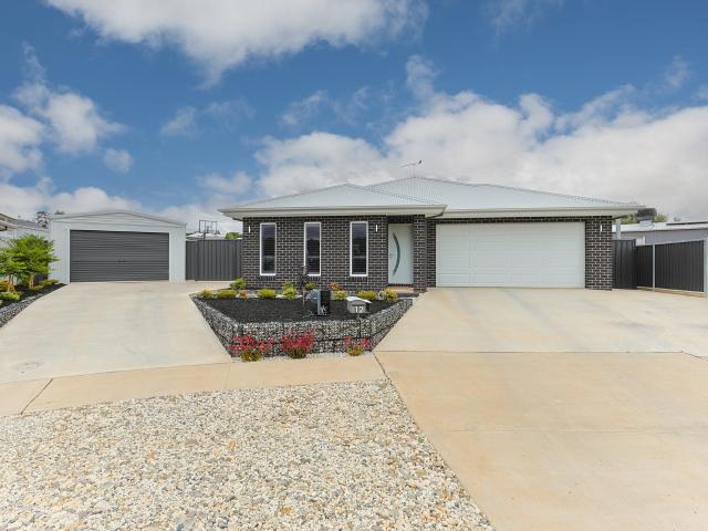 House for sale in Merbein