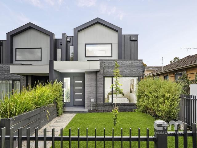 Townhouse for sale in Camerons Creek, Victoria