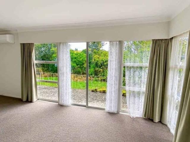 House for rent in Howick, Oroua County