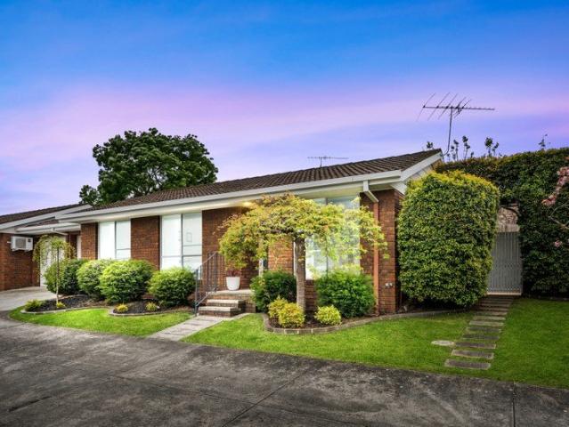 Apartment for sale in Highton, Geelong