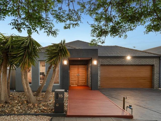 House for sale in Caroline Springs, Melbourne
