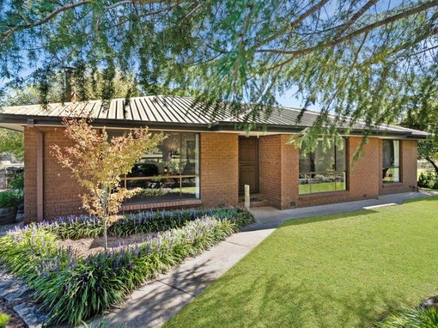 House for sale in Faraday, Victoria