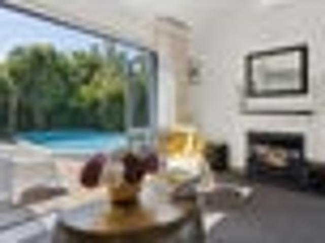 House for sale in Islington, Blenheim