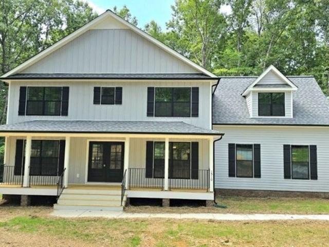 House for sale in Palmyra